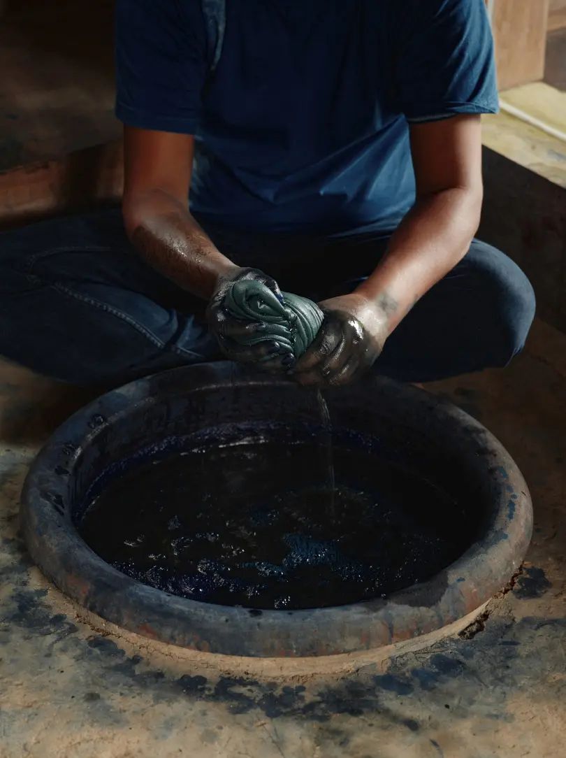 La technique de l’indigo à Tian Taru 
